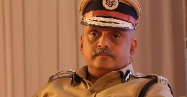 ഡിജിപി എസ്. ശ്രീജിത്തി ഡിജിപി എസ്. ശ്രീജിത്തിനെതിരെ ഇപ്പോൾ വിജിലൻസ് അന്വേഷണം വേണ്ട; ഹൈക്കോടതിയിൽ സർക്കാർ നിലപാട്